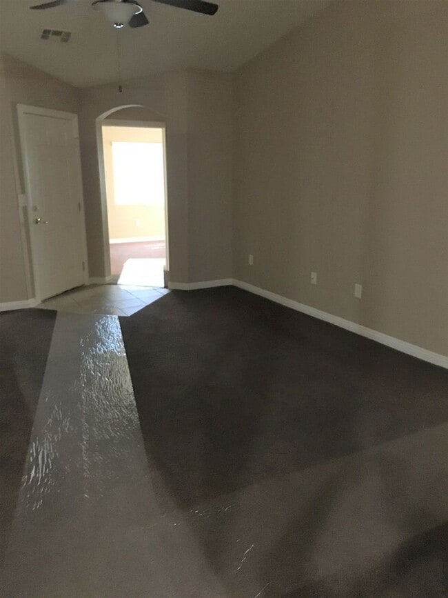 Building Photo - Cute Single Story Home in NW Gated Community