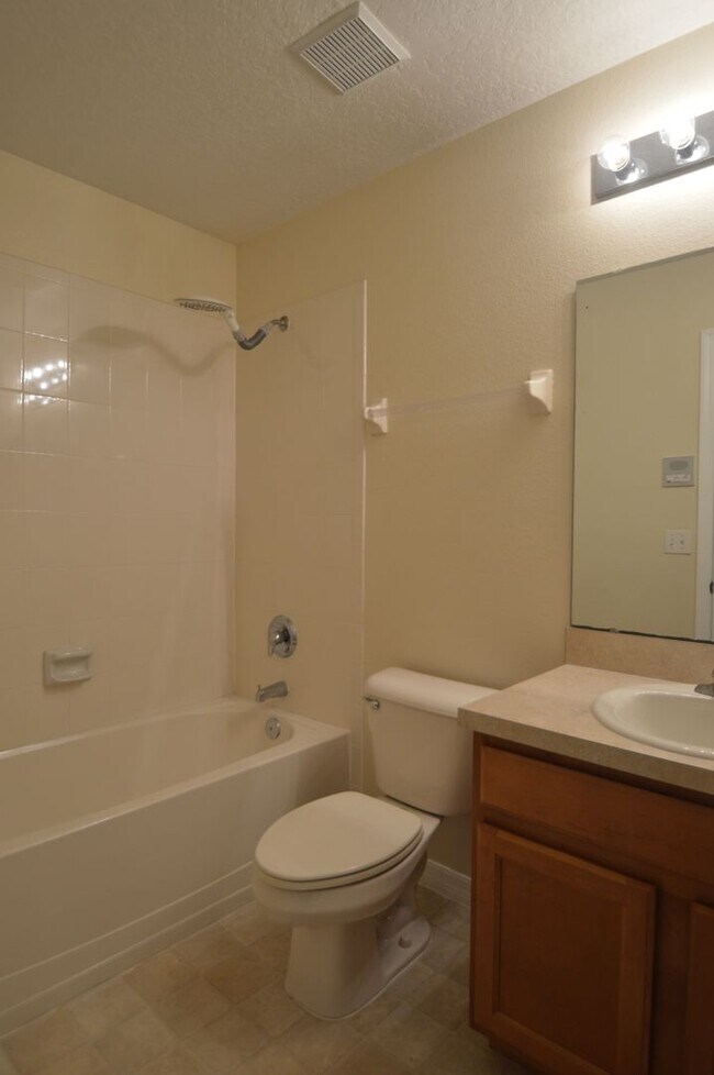 Building Photo - Winter Springs: 3/2.5 in Heritage Park!! AVAILABLE AUGUST 17th!