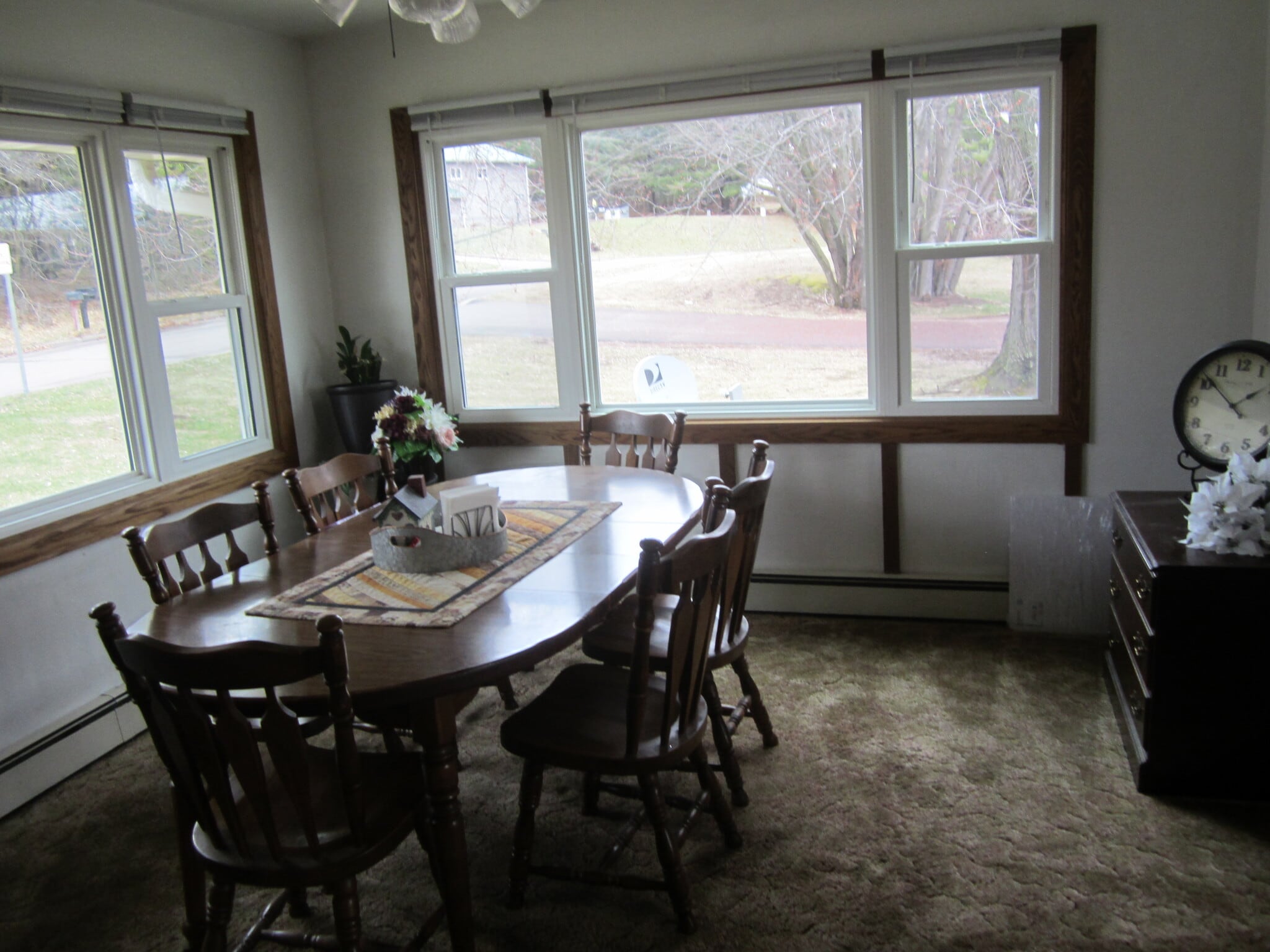 Building Photo - 2319 N Hillcrest Pky