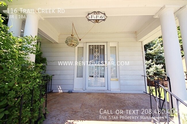 Building Photo - 116 Trail Creek Rd