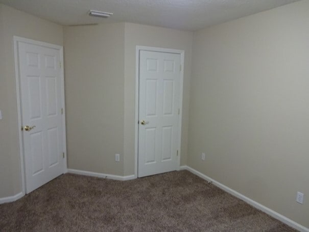 Building Photo - 2001 E Lymington Way