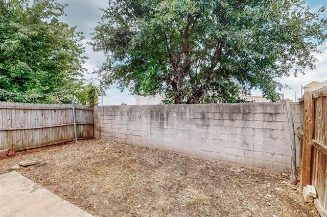 Building Photo - 919 Fairbanks Cir