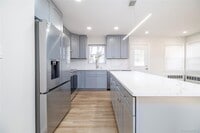 Building Photo - 29 West Ave