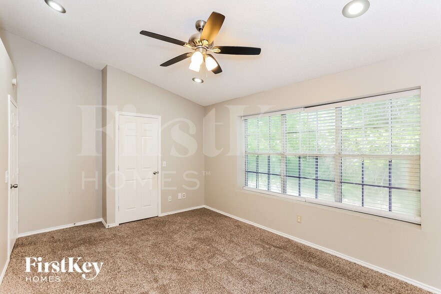 Building Photo - 1532 High Pointe Ln