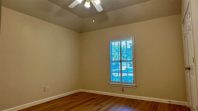 Building Photo - 12015 Concho Bay Ct