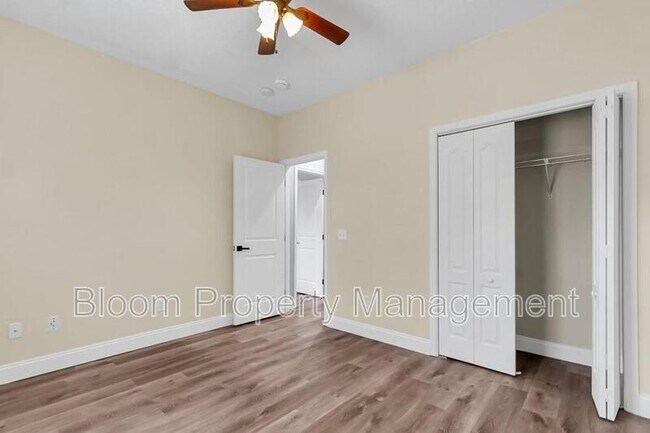 Building Photo - 317 Savannah River Dr