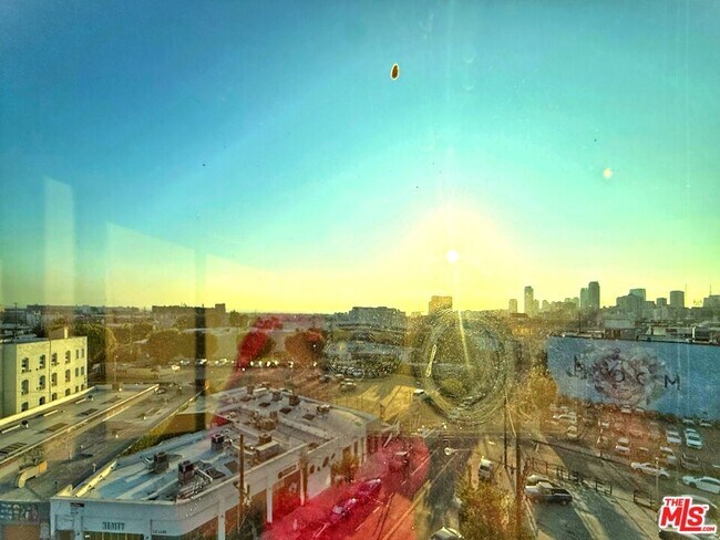 Building Photo - 629 Traction Ave