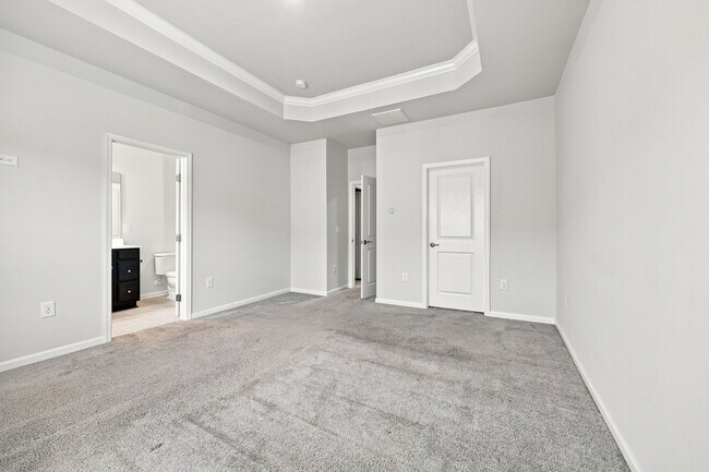Building Photo - 707 Channing Park Cir