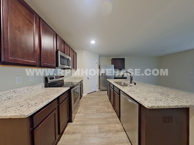 Building Photo - 808 Moorhen Wy