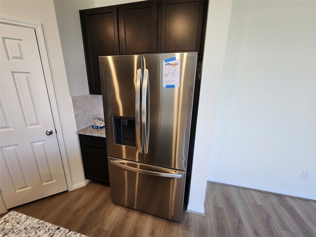 Building Photo - 1530 Grand Olympia Dr