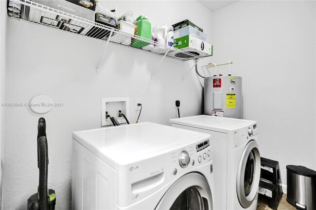 Building Photo - 15413 SW 116th Terrace