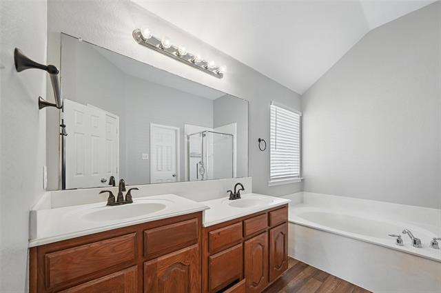 Building Photo - 1111 Destiny Ct