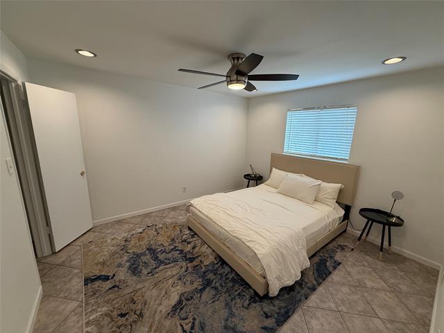 Building Photo - 7431 Holly Hill Dr