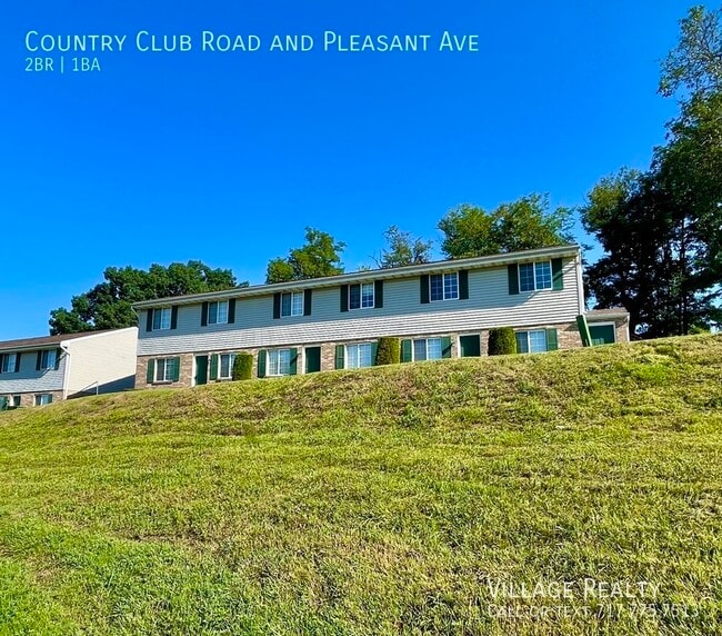 Building Photo - 617 Country Club Rd