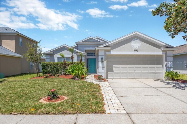 Building Photo - 30435 Annadale Dr