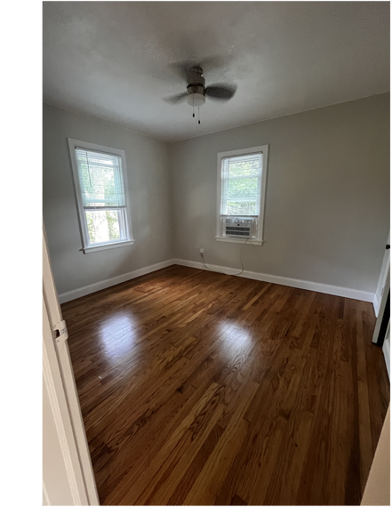 Building Photo - 1607 MacArthur Dr