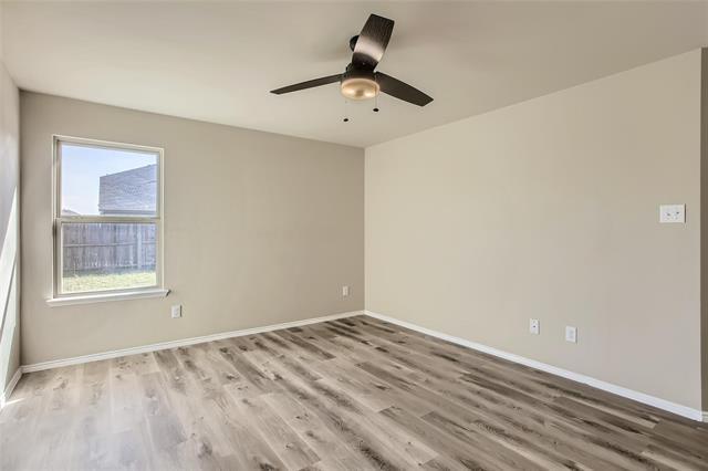 Building Photo - 503 Hawthorn Dr