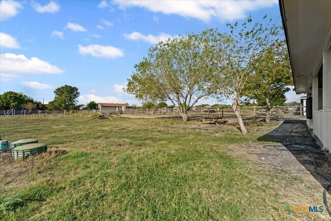 Building Photo - 180 Dunlap Cir