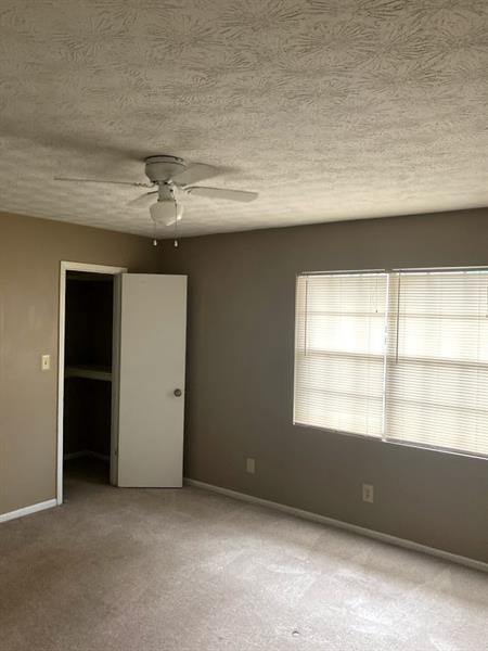 Building Photo - 383 Northdale Ct