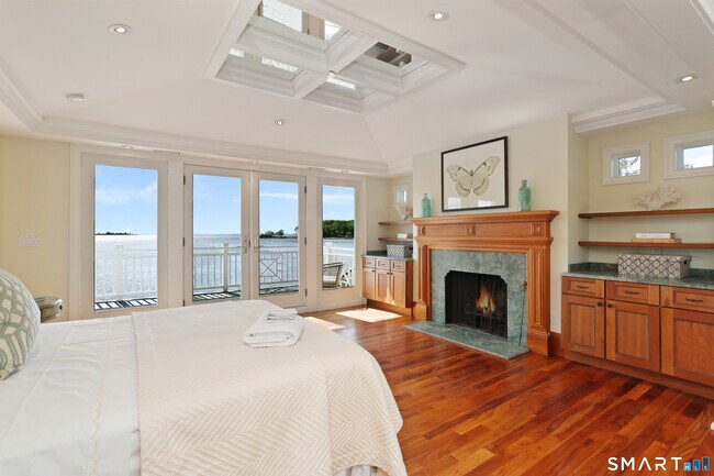 Building Photo - 34 Shorehaven Rd