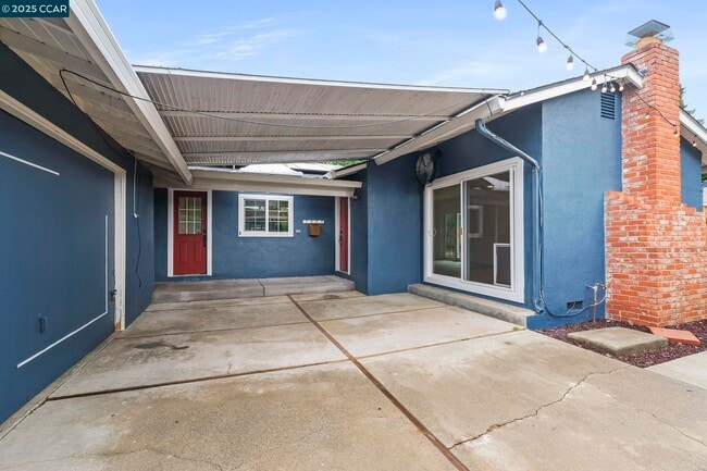 Building Photo - 3934 Bellwood Dr