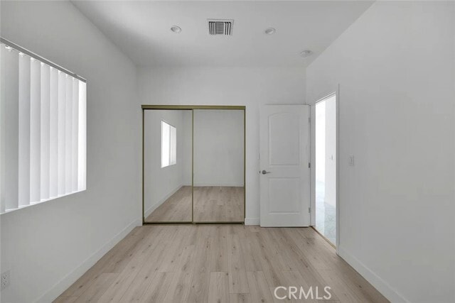 Building Photo - 634 E Valencia Ave