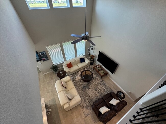 Building Photo - 65 Carmel Dr