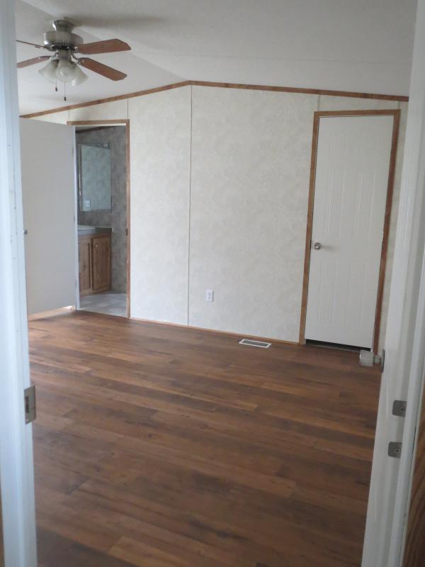 Building Photo - 218 DOGWOOD LANE