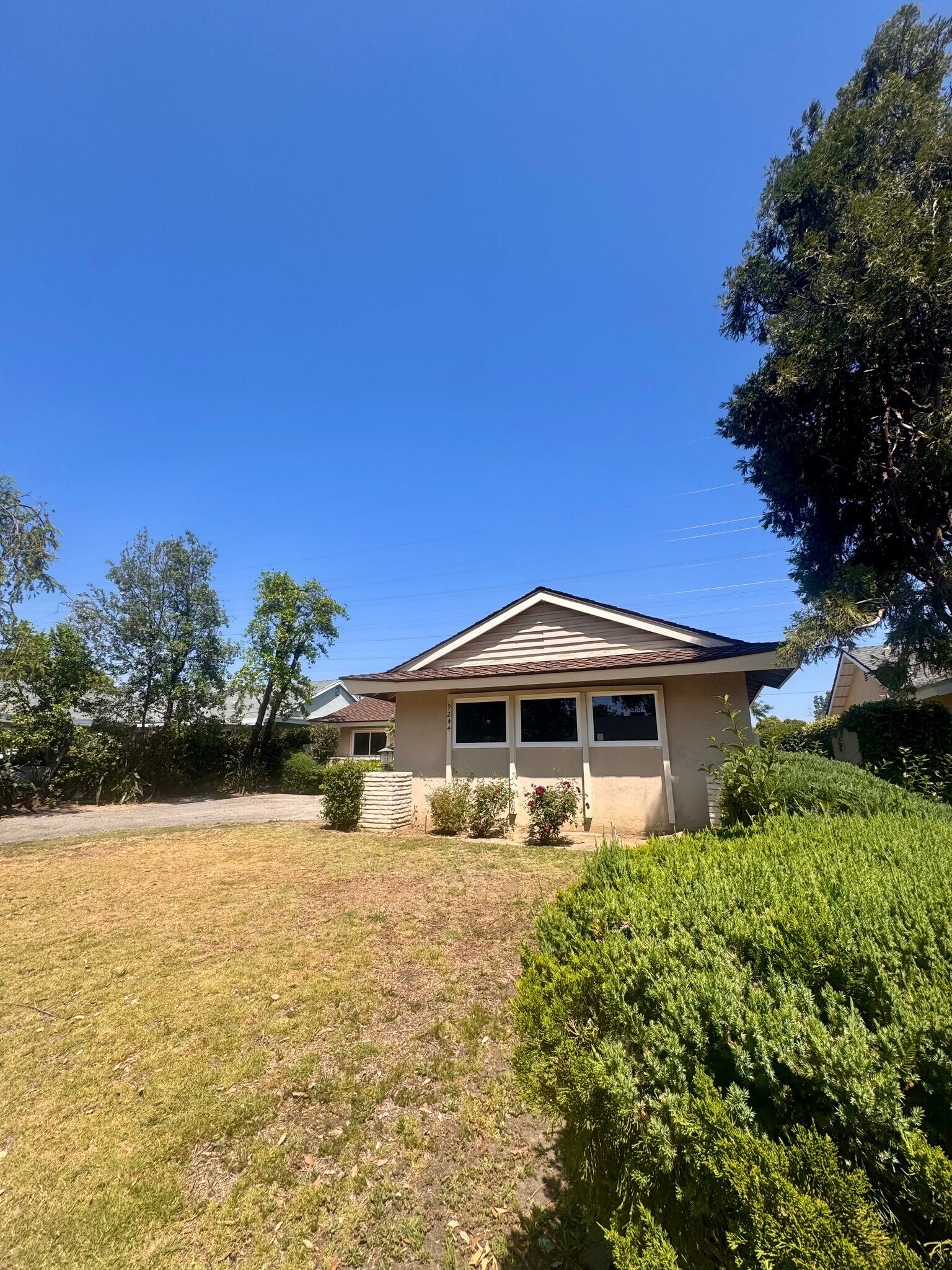 Building Photo - 9244 Crebs Ave