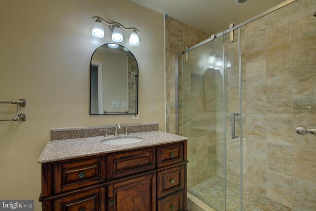 Building Photo - 11621 Sourwood Ln