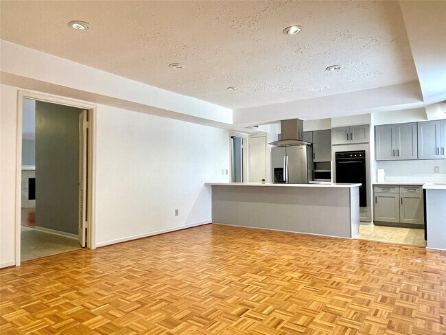 Building Photo - 2551 Coopers Post Ln