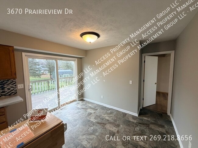 Building Photo - 3670 Prairieview Dr