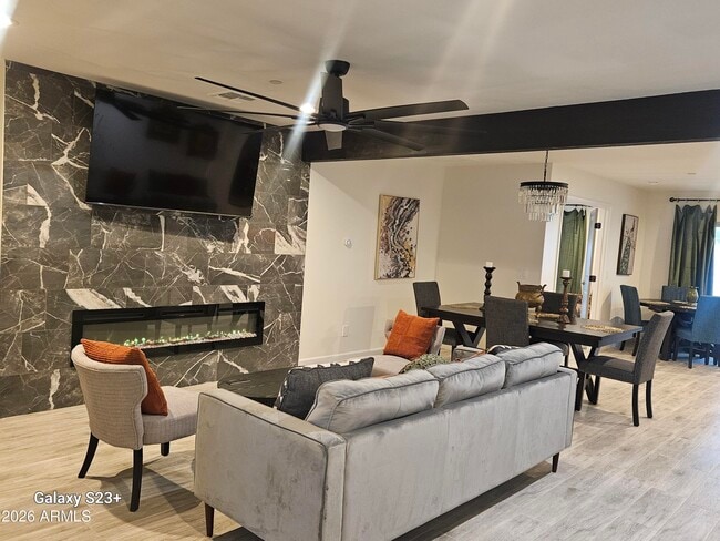 Building Photo - 2817 N 71st Pl