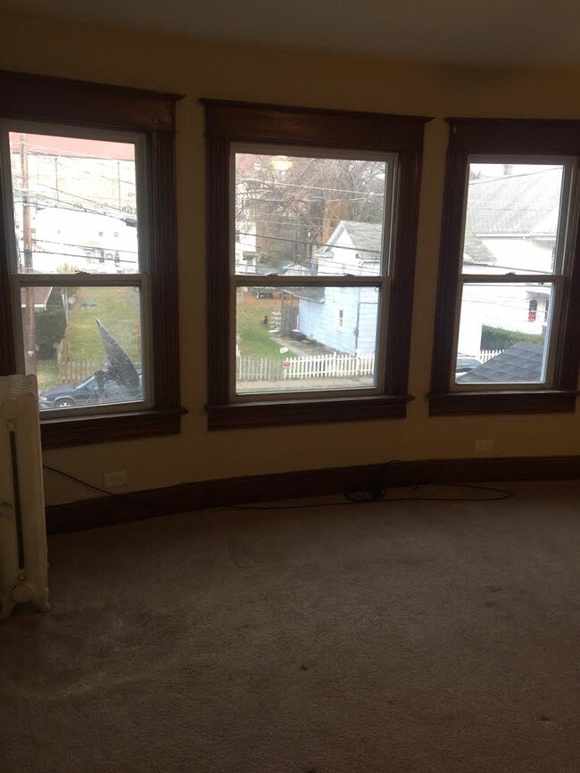 Building Photo - 212 Prospect Ave