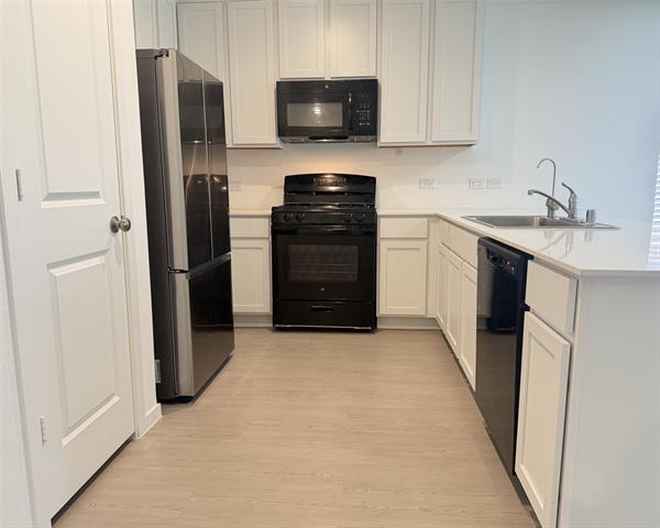 Building Photo - 14153 Golden Brg Dr