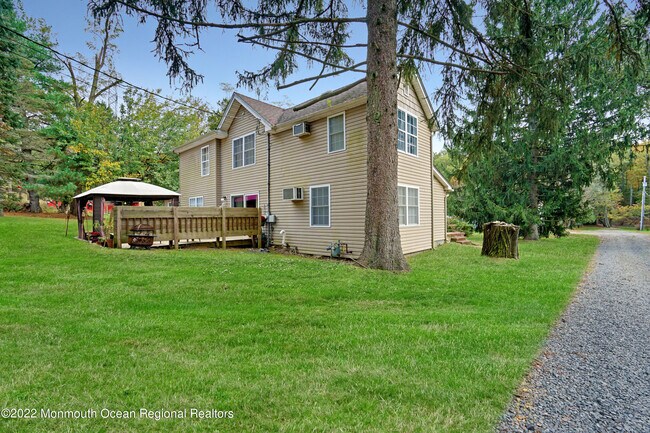 Building Photo - 5 Dugans Ln