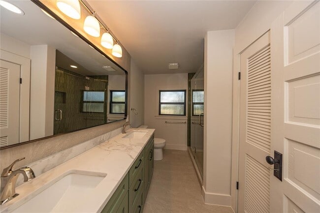 Building Photo - 12900 Ranch Rd 12