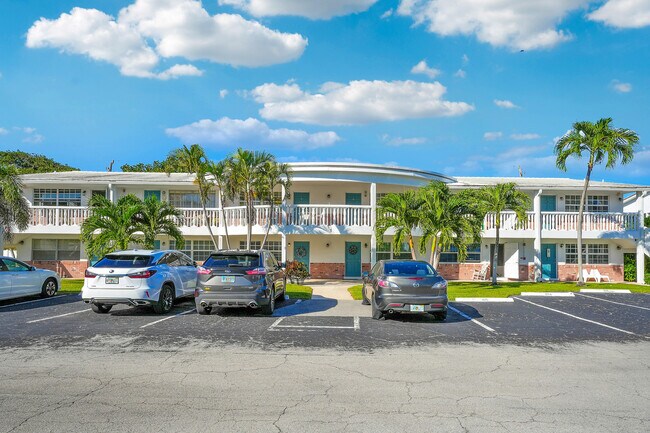 Building Photo - 5505 N Ocean Blvd