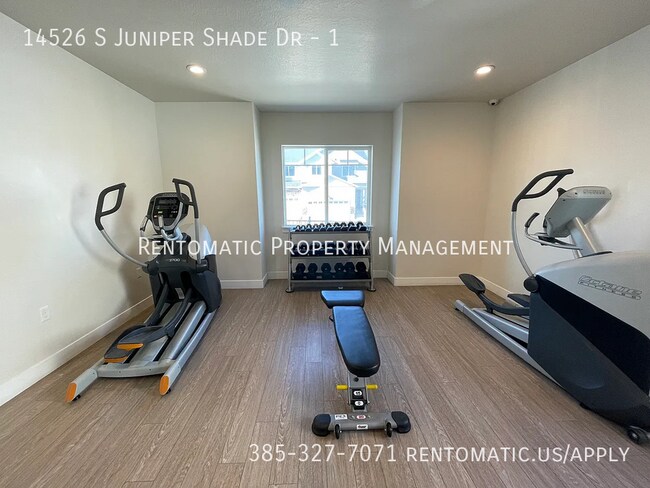 Building Photo - 14526 Juniper Shade Dr