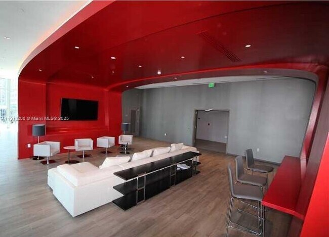 Building Photo - 1100 S Miami Ave