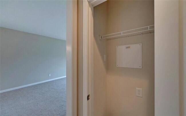 Building Photo - 6224 Ivy Stone Way