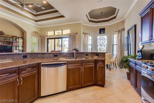 Building Photo - 6215 Brunello Ln