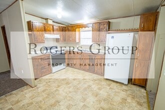 Building Photo - 8188 Charlie Stovall Rd