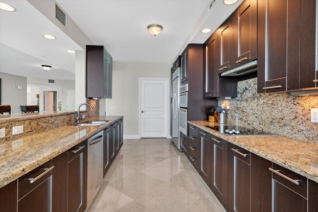 Building Photo - 801 Briny Ave