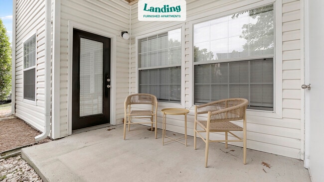 Building Photo - 4610 Crowne Lake Cir