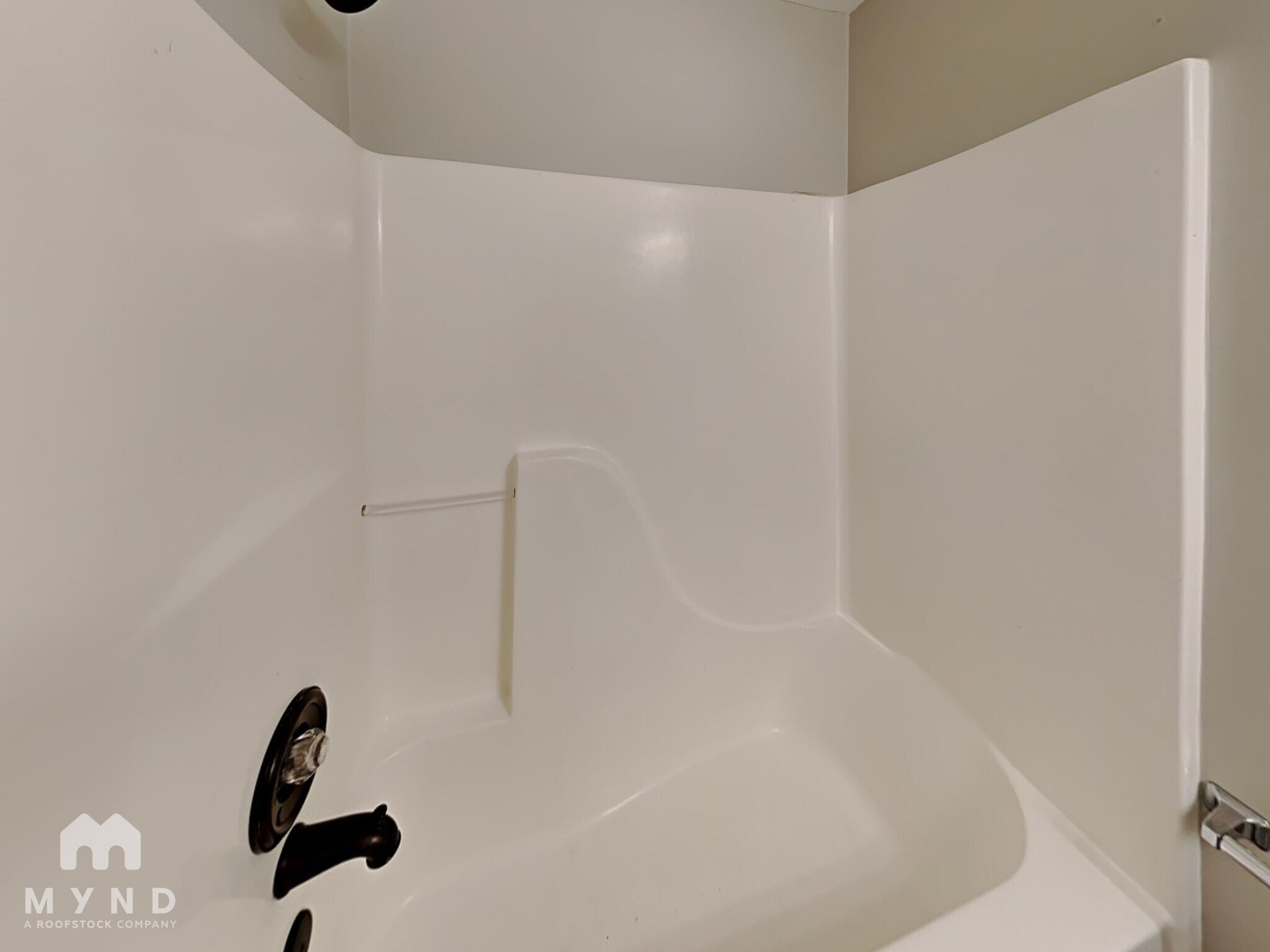 Building Photo - 381 Cottonwood Loop