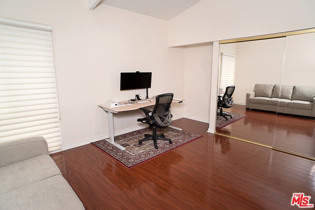 Building Photo - 3835 Sapphire Dr