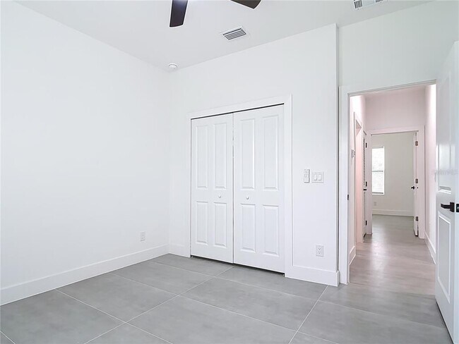 Building Photo - 407 Harbor Blvd