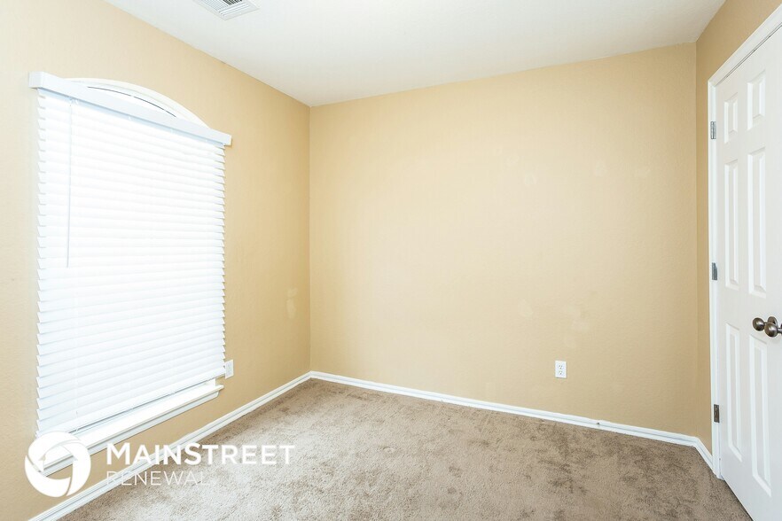 Building Photo - 641 SW 161st St