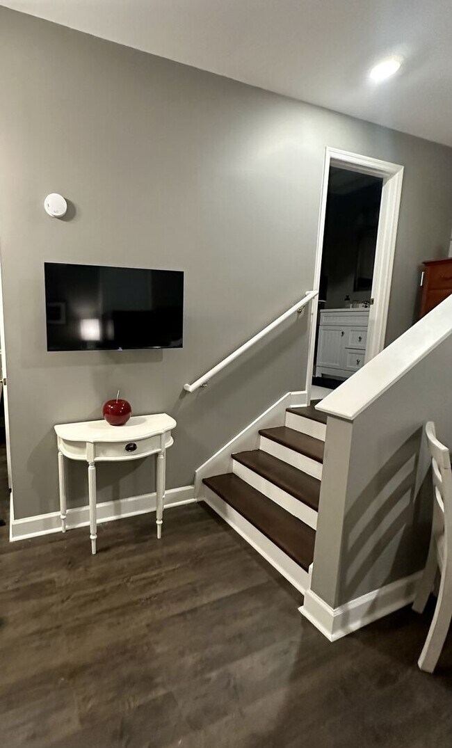 Building Photo - 6317 Wildwood Valley Dr